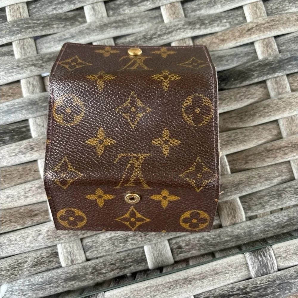 Louis Vuitton Monogram 4 Key Holder